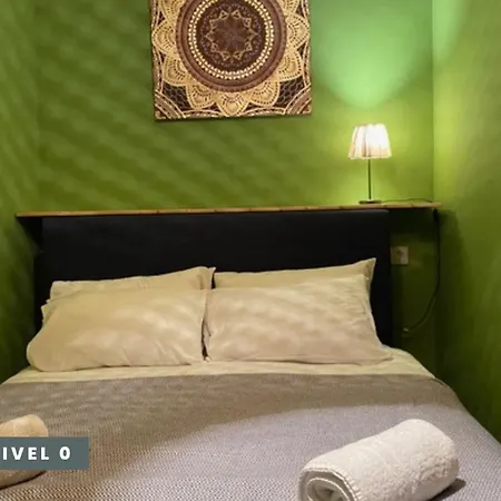 Pisos Baza, Tres Apartmentos En Baza Central Zewnętrze zdjęcie